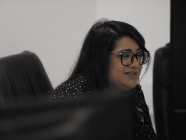 corporate_-_candid_01